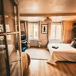 Le 105, 4* 翁弗勒尔