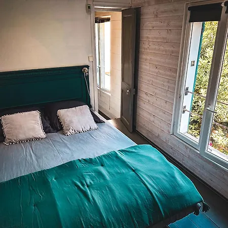 Couette-café Le 105, 3*