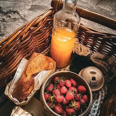 Le 105, أونفلور